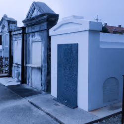 Tombs of the 9th