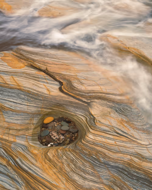 Item #92025450797269199699519638407999947828010124563072321716364901901249607106561 Media