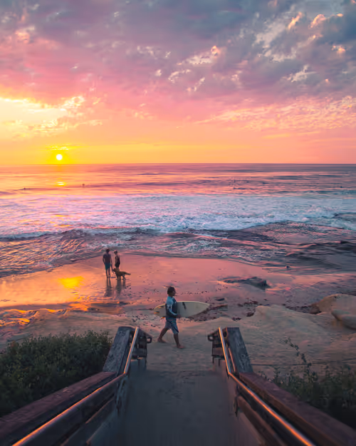 Item #85839433850987451351373420882988387136315355777257615017203975727344055746561 Media