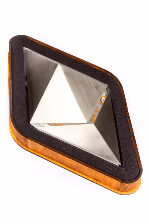 Item #26500702295333900762241332013477128421940661377177011393497318967329742127105 Media