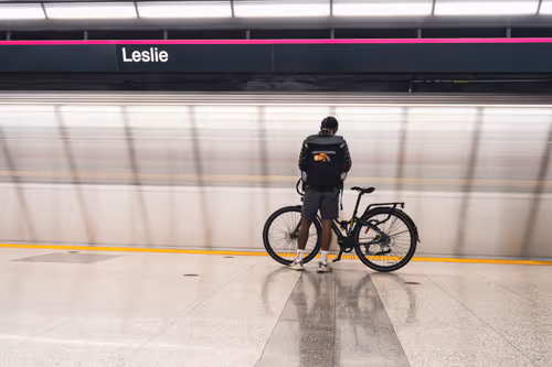 Item #70779496450561774149065871411418628716480212634684307993119665794810193641473 Media