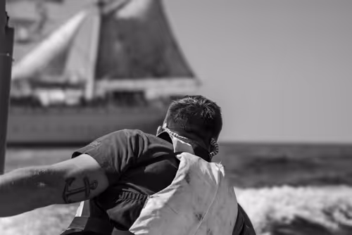 Item #34110083671509346653453586160941404072216291014688644284046702183374001274881 Media