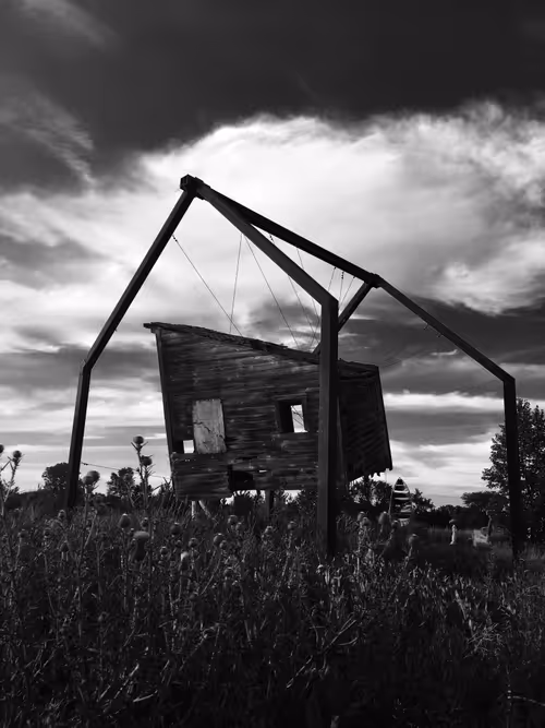 Item #51690675638909644790966826113213763437997288927381309606437552015481654738945 Media