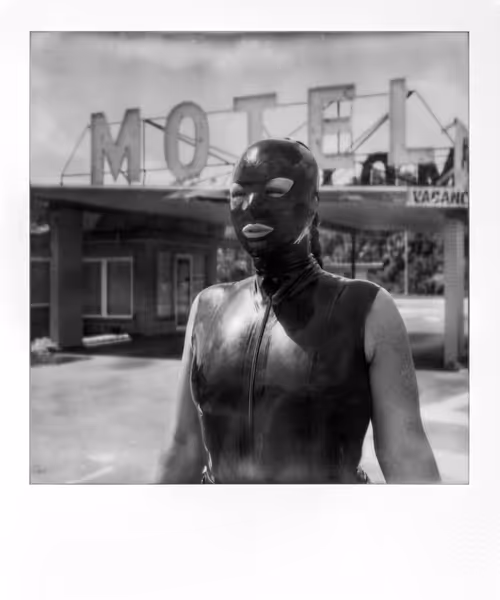 Item #10620290363906357168813205478457597742502191214056640616946314091933305143297 Media