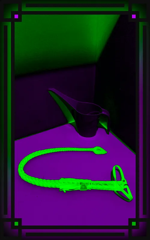 Item #25925470910997181430341121793765560773902319957540869043800666110757294833665 Media
