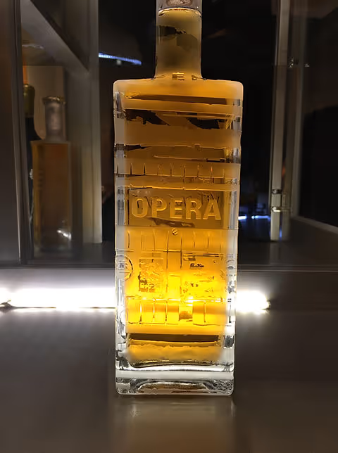 Item #39593655939985855129749082379850820769736281827755441986965108819203725459457 Media