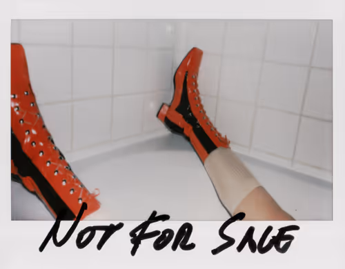 Item #8675165993673311167133932522460401919325379274043569756846793060398634369025 Media