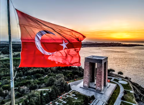 Item #80353648525399722680871618988495339553463506265700913123207410174959659515905 Media