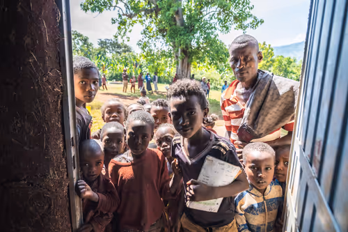 Item #50027882237522295676960542276708360859068113986169674979910833941589585297409 Media