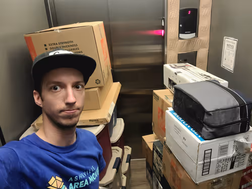 Item #88459354833560976642539139428088779428600149116139005830720313596127909773313 Media