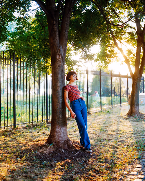 Item #106417394361020955117675115732535551445330228798132491343226919524744101363713 Media