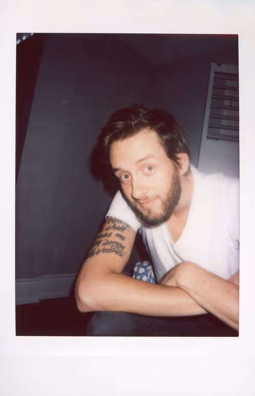 Item #106002358755633072780688393344306535131574018413591107715624238098727873544193 Media