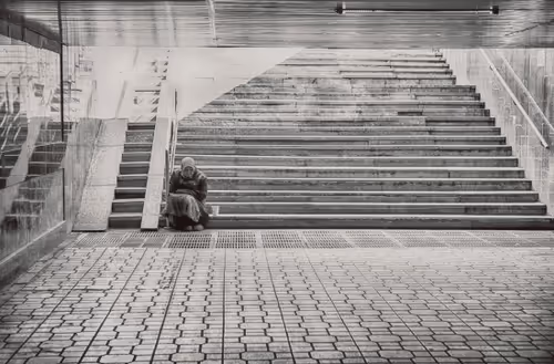 Item #82086394152813496729852745644400301310809698688948886085589871395532101910529 Media