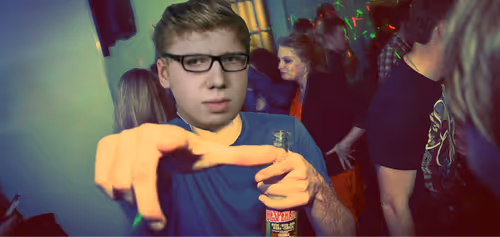 Item #17456975567956312981613779174776814874659580794017681138053521619951904882689 Media