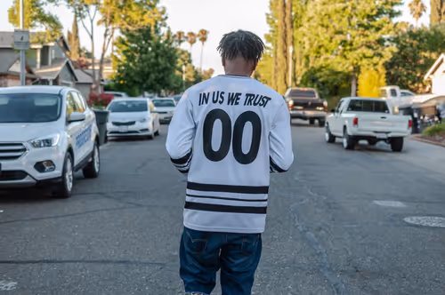 Item #75549937673256164570194790433587137201124843367167804247091585029456722395137 Media