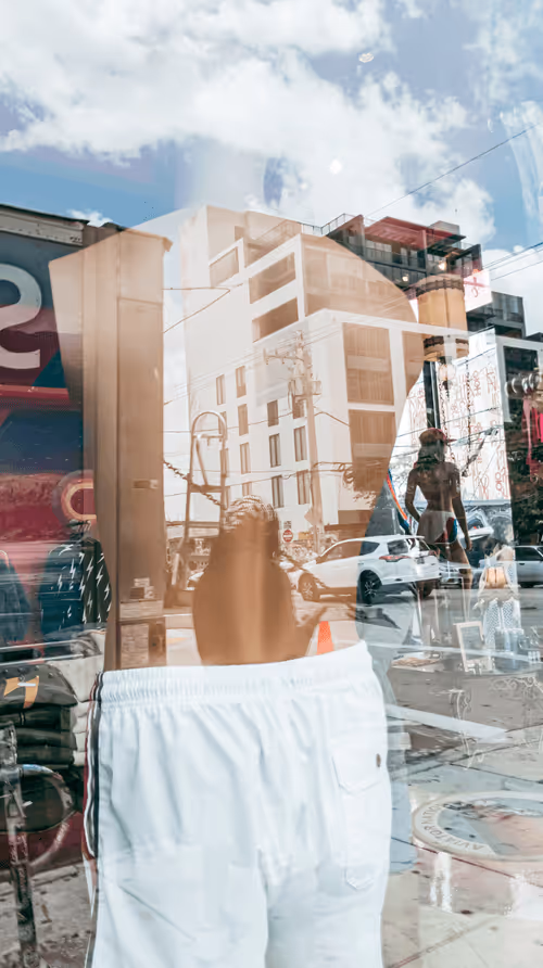 Item #1329906673436554735741479762689004721964883825291971096983776553456570990593 Media