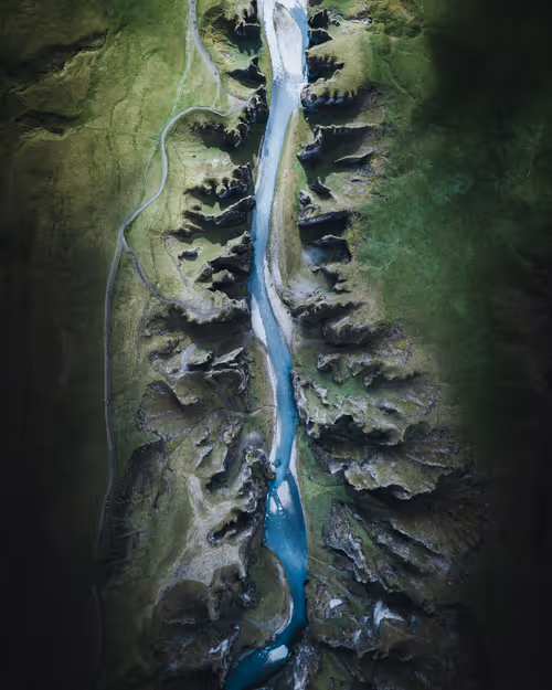 Item #59969087872528247593562305556961493003860374277083575615722774357628210380801 Media