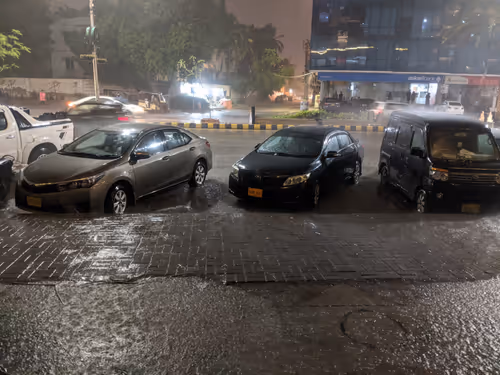 Item #68930698527264809190468656590261820993623292496804910864436067660134321487873 Media