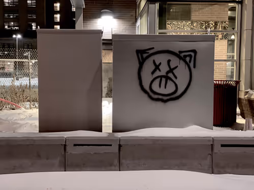 Item #114279786815483835742935838326294260638396500058431288090028659172129569243137 Media