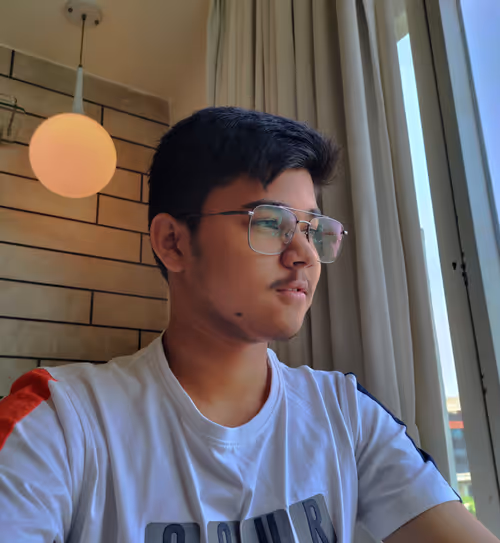 Item #3675869796090742485129087950563668227698276564548422418745028636794685489153 Media