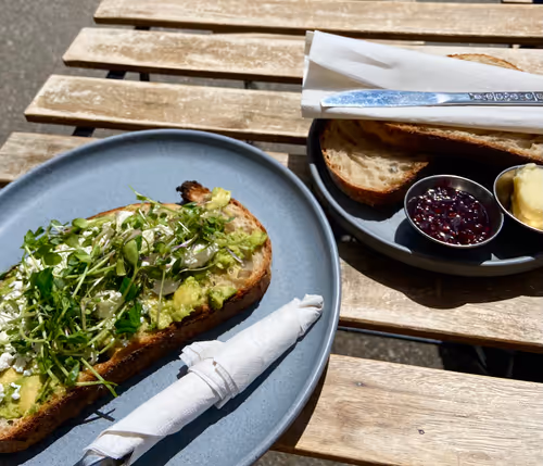 Item #41013704286635162959004487776095067176603519769359421915548602785670319046657 Media