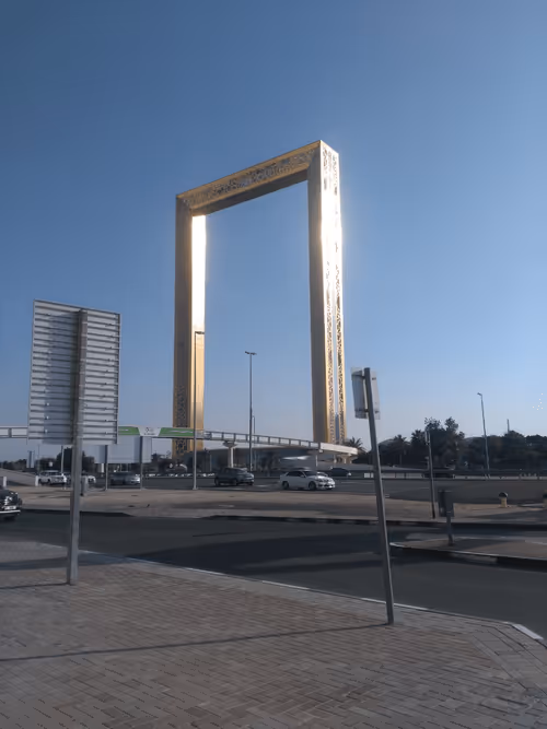 Item #13968726059347532090623550307795009463851395019365410599953870905905638277121 Media