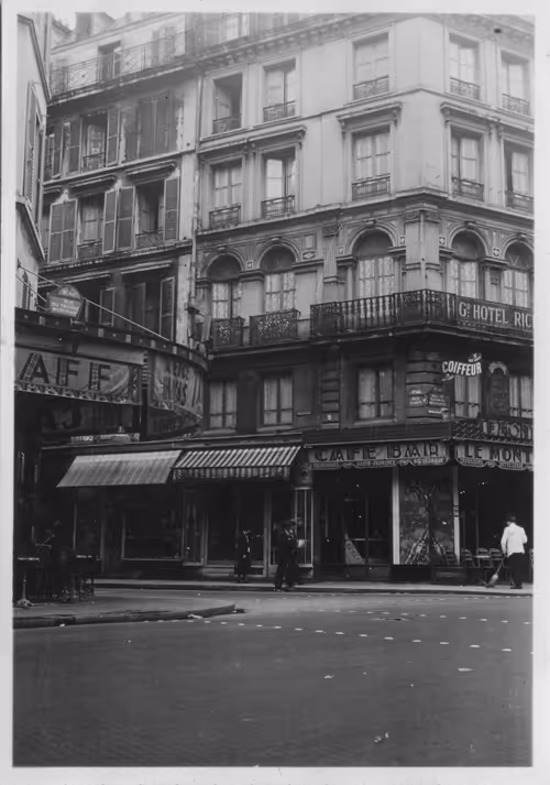 Item #15134709310911277842728697403753673439210482131750318059492546456383754600449 Media