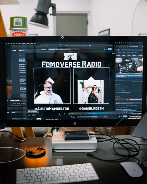 Item #20120243526926311683519745435316742329827468478987451852585008398743938007041 Media