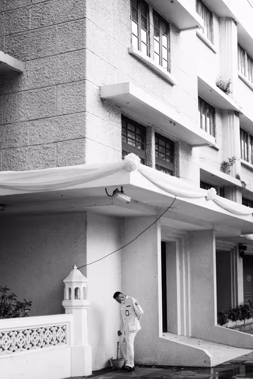 Item #105429247356524574513865010797091204123942859276429583682031123605337157926913 Media