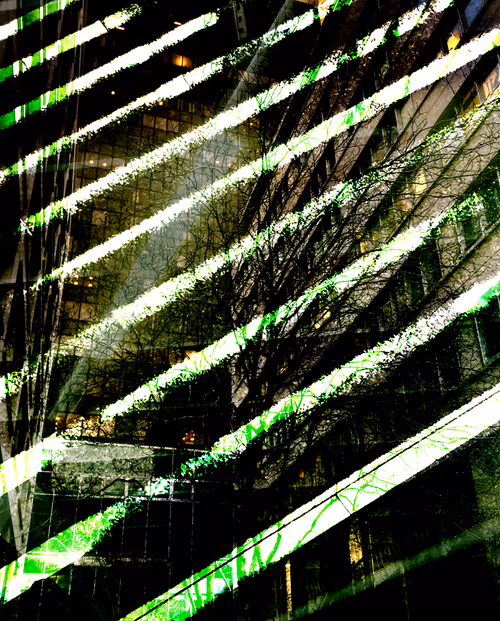 Item #58312433631864427601172952075011378080943056977712016653169188485224183365642 Media