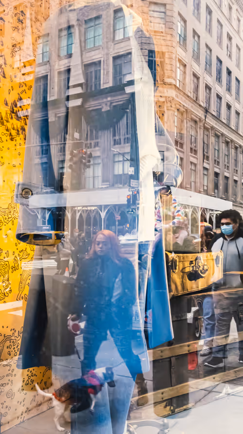 Item #1329906673436554735741479762689004721964883825291971096983776524869268668417 Media