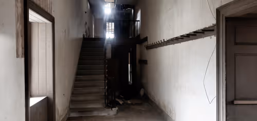 Item #13473500973687785898796463285955460631407349614781281766798596511304924528641 Media