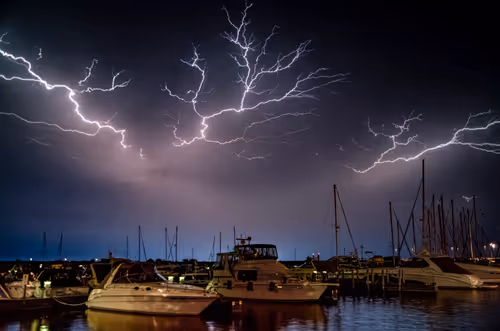 Item #76753609557618040316569819233018688954602367077882329360874187579702969892865 Media