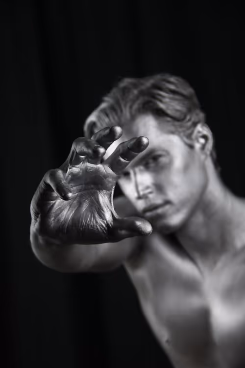 Item #105716535460403645327862360073732361872751920528830968826519729341600806993921 Media