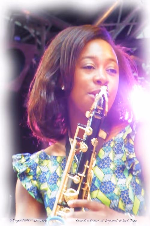 Item #25766228410116791685339336380012731519026805930459738932816938939153008033892 Media