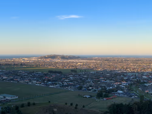 Item #100151078309057675366159992497543003968848618159963270405575559507466489167873 Media