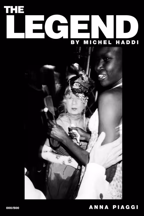 Item #32943377518099594456813967973387643300391306309809104179292286962177939603457 Media