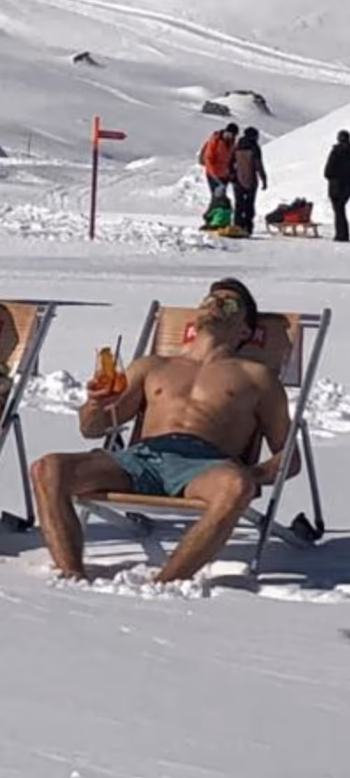 Item #79362486527083222286584579799564836269440371604936012246531150862027946196993 Media