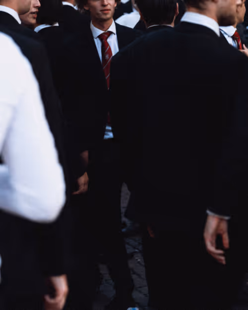 Item #35553778648895758343173364648754533954477305306860854003078568707977396617221 Media