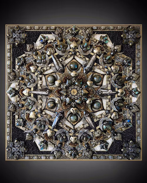 Item #8229662570856265036359709411123890080067971096869777250703291488747640586241 Media