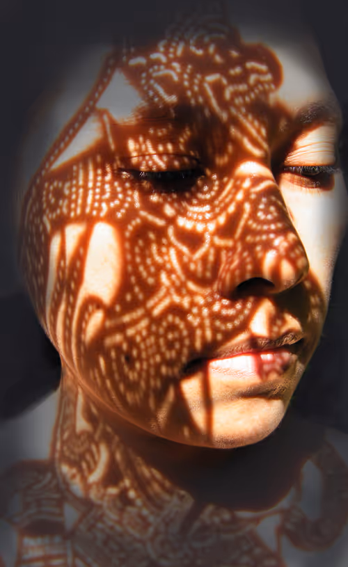 Item #25647283526560934963295738153265676028298763489837943473260237628208861675523 Media