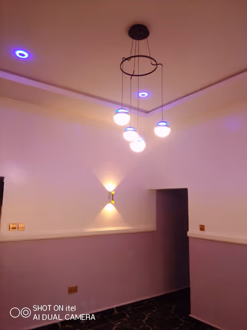 Item #80768904242615089448372837379527298627533482195118636807100802816730724302849 Media