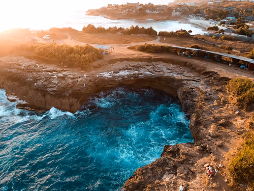 Item #94182127444337811062350356802645001228513611813568193112729855445002539237377 Media