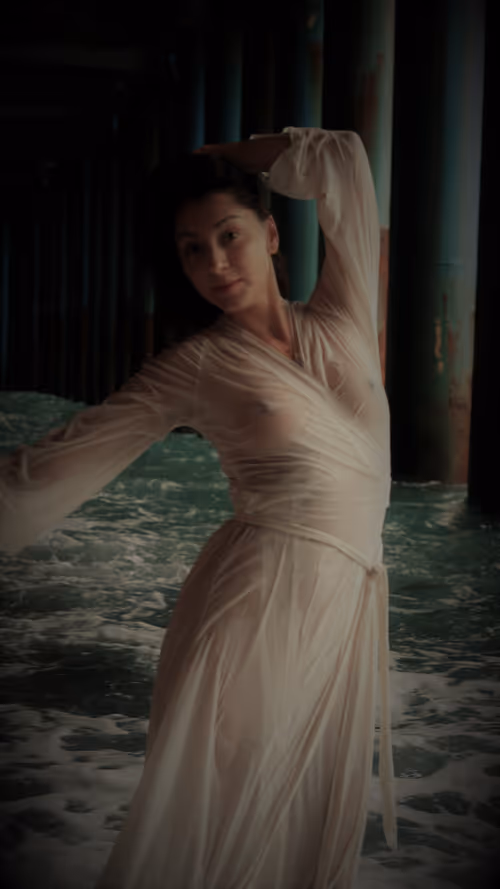 Item #59591851924691544541695429619842258818989207574628037204564950812175942811649 Media