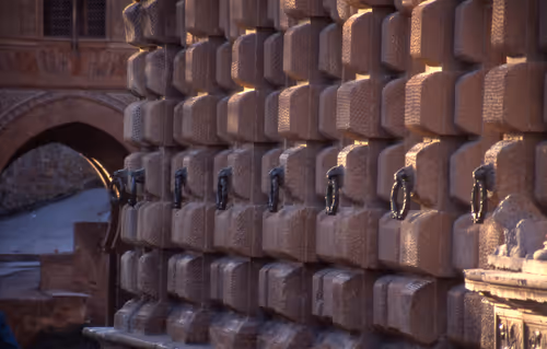 Item #115547521708704928590559764457489302776892917704045604322916470134870034612225 Media