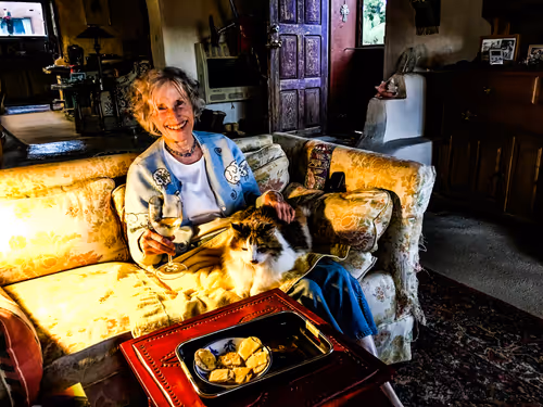 Item #69779279793312991240489662721218422936190169407892673104950858245911567400961 Media