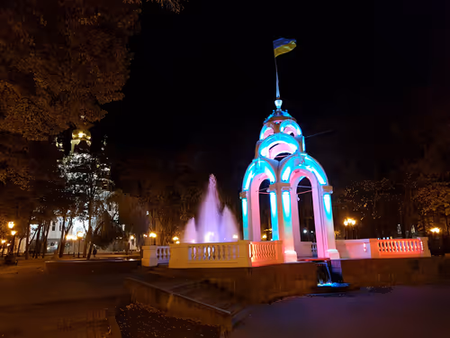 Item #107870063187193995212476367286645095604757643457860858897249707693297226481665 Media