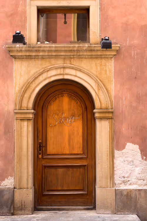 Item #77261116548373960202883784970939198987820603276791963726352965973621329625089 Media