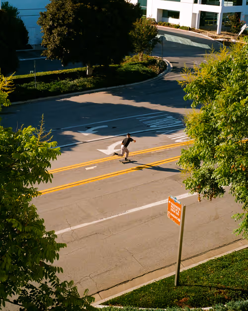 Item #74180388987835072097633391580607238135275622999050710486878638633898628612097 Media