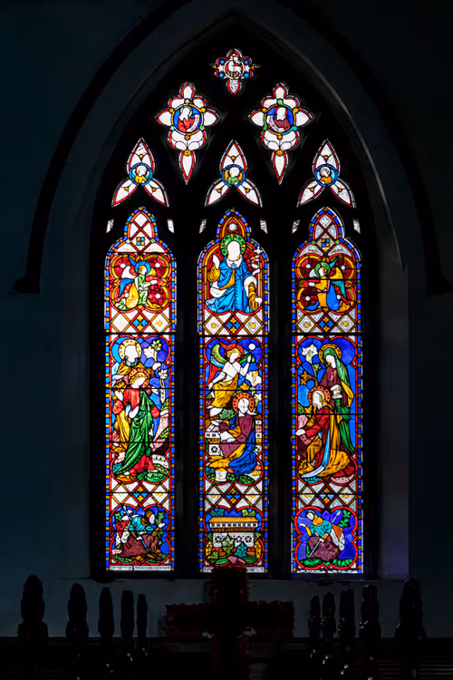 Item #95930744612989253264341458363878669706731092846429446161851758999348195622913 Media